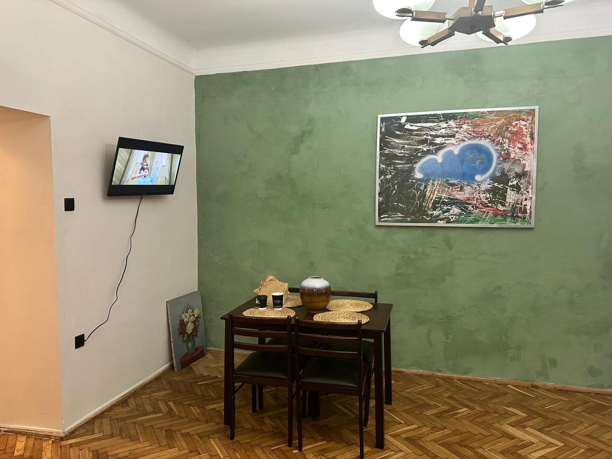 Art On Kylisha Str Апартаменты
